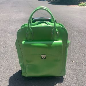 McKlein 9649 La Grange - Green Leather Vertical Detachable-Wheeled Briefcase